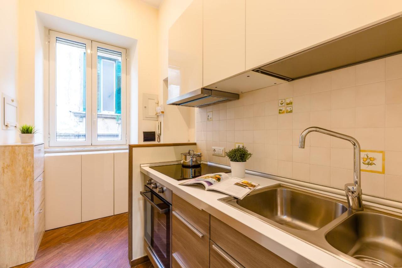 Teatro Nuovo Apartment By Wonderful Italy 나폴리 외부 사진